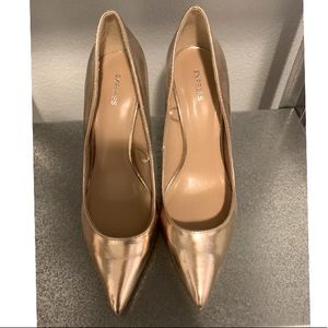 Express Gold Metallic 3 1/2 Heels - Never Worn Size 7.5